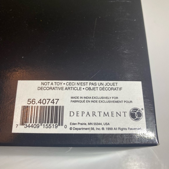 Dept. 56 Tinsel Trim light covers - Picture 4 of 4